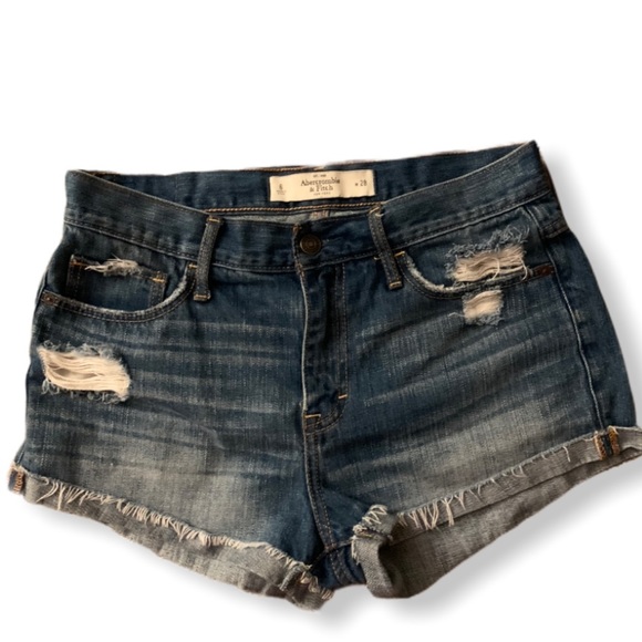 🎉SOLD🎉Abercrombie & Fitch Jean Shorts - Picture 2 of 4